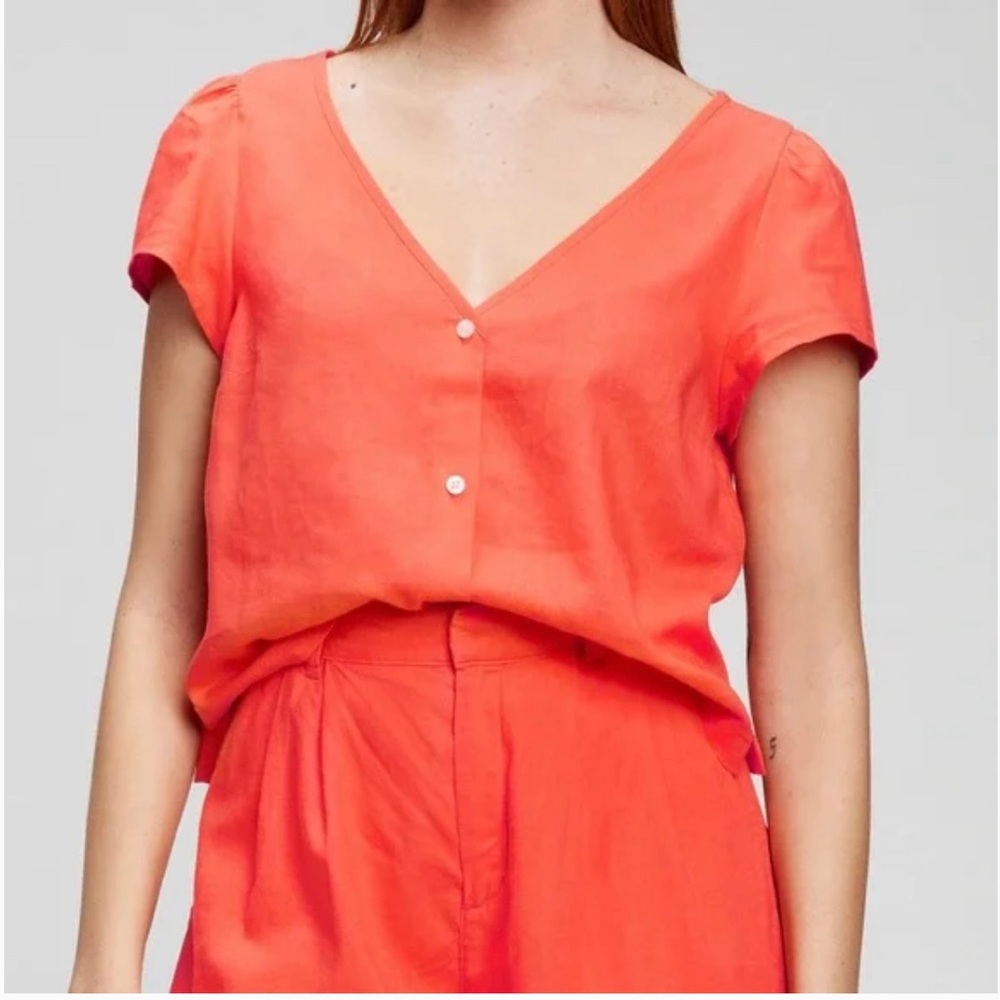 Gap Linen Blend Crop Blouse - Small TALL